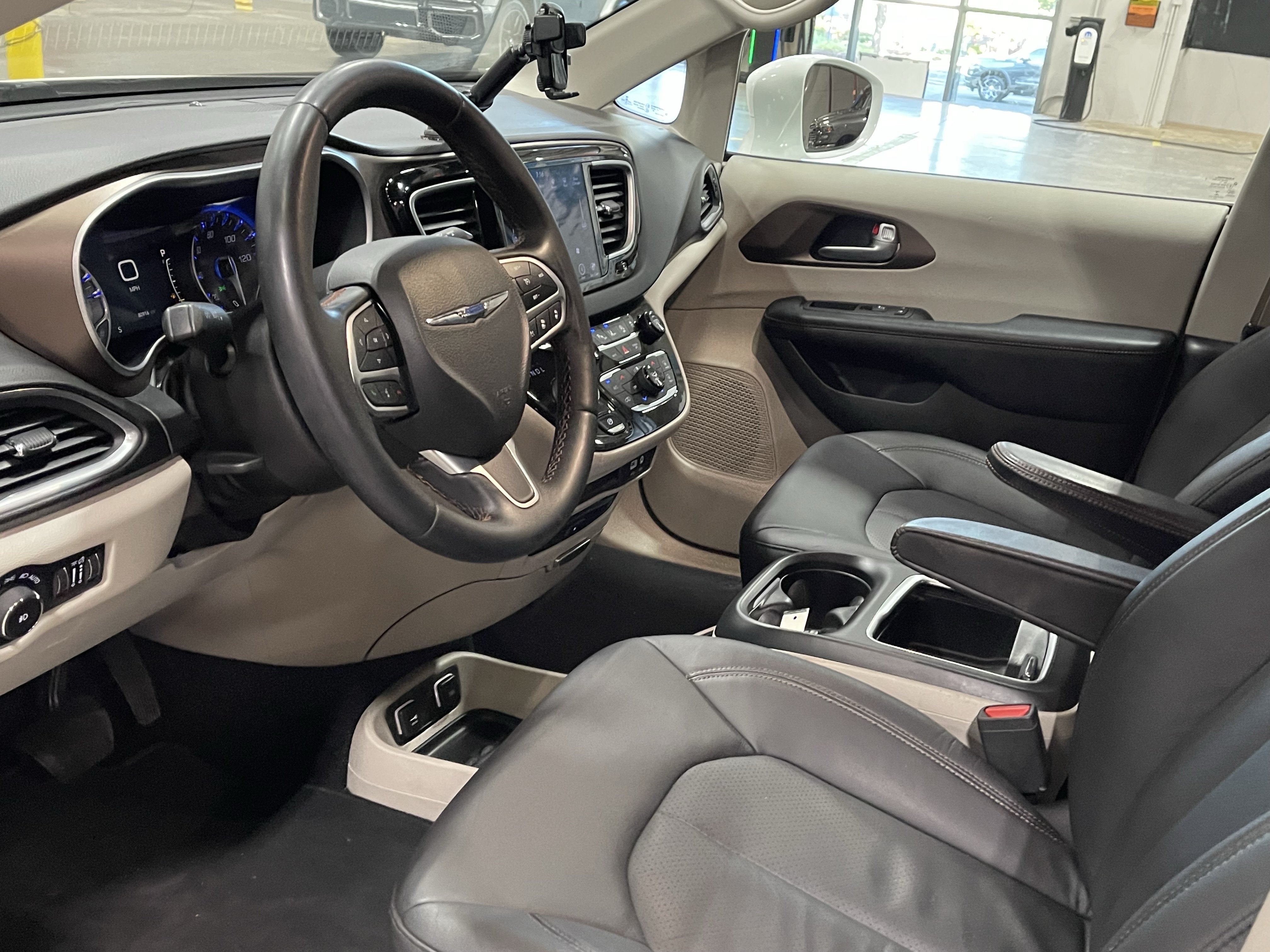 2018 Chrysler Pacifica Touring L Plus