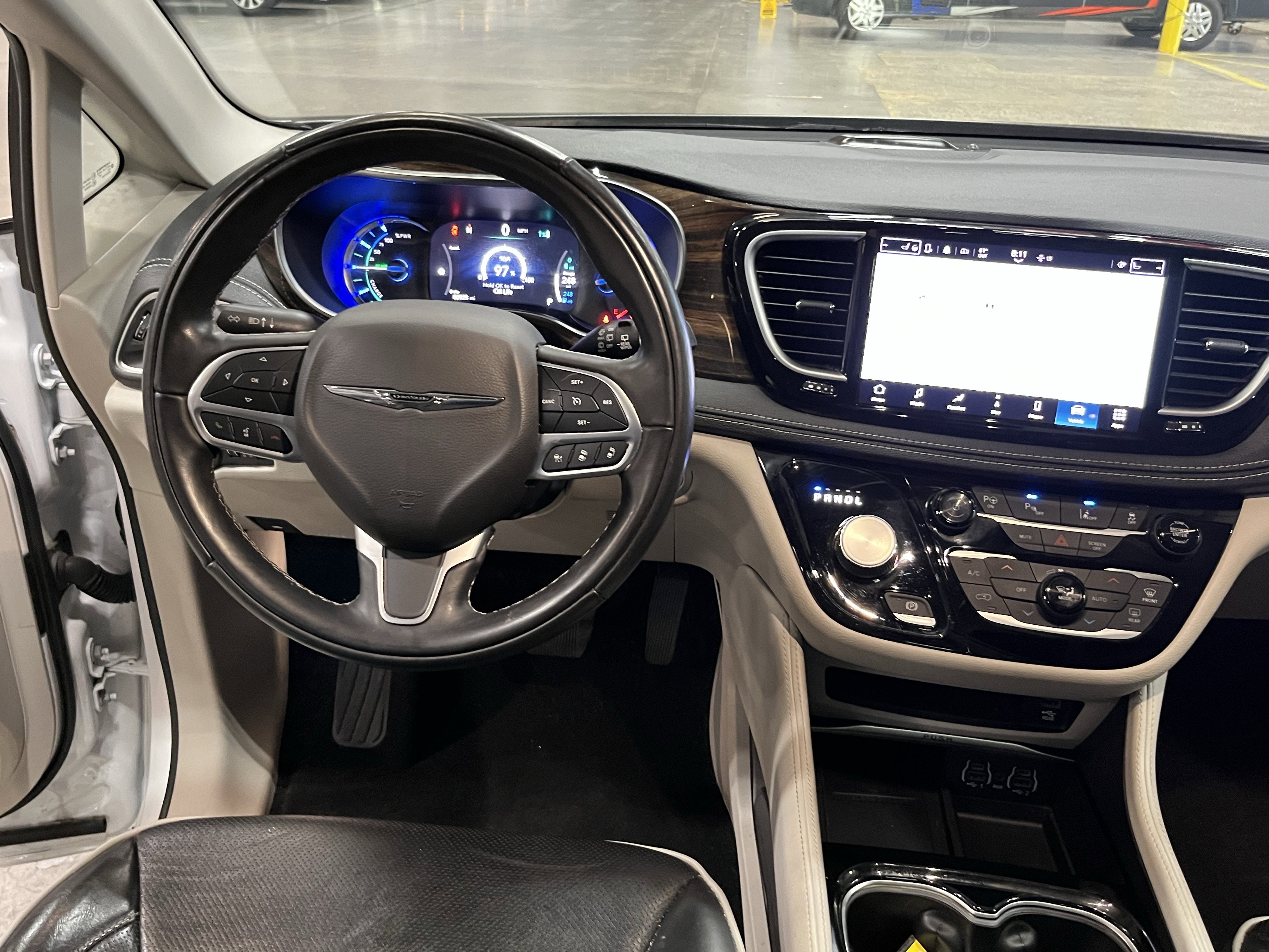 2022 Chrysler Pacifica Hybrid Limited