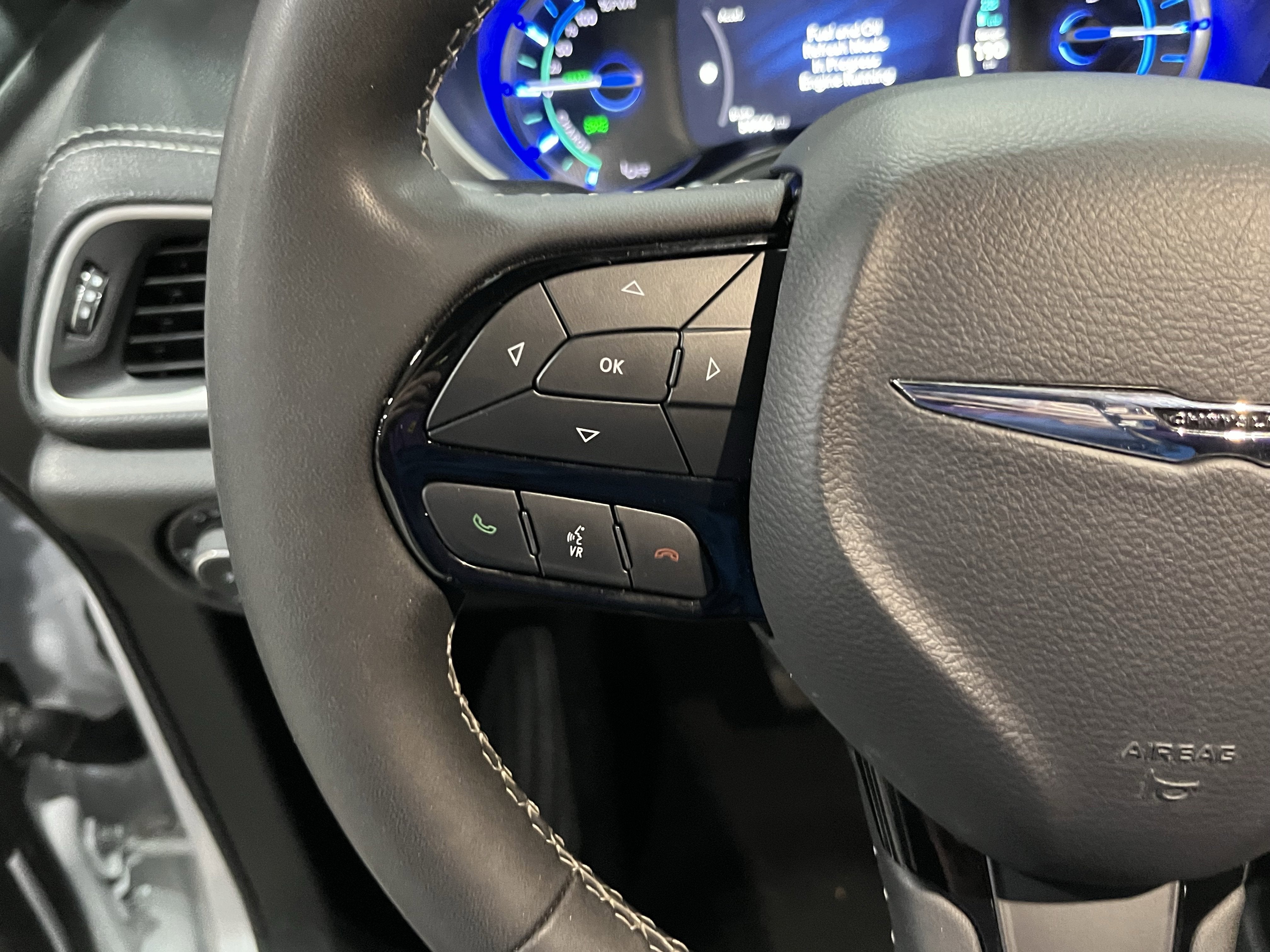 2024 Chrysler Pacifica Hybrid Select