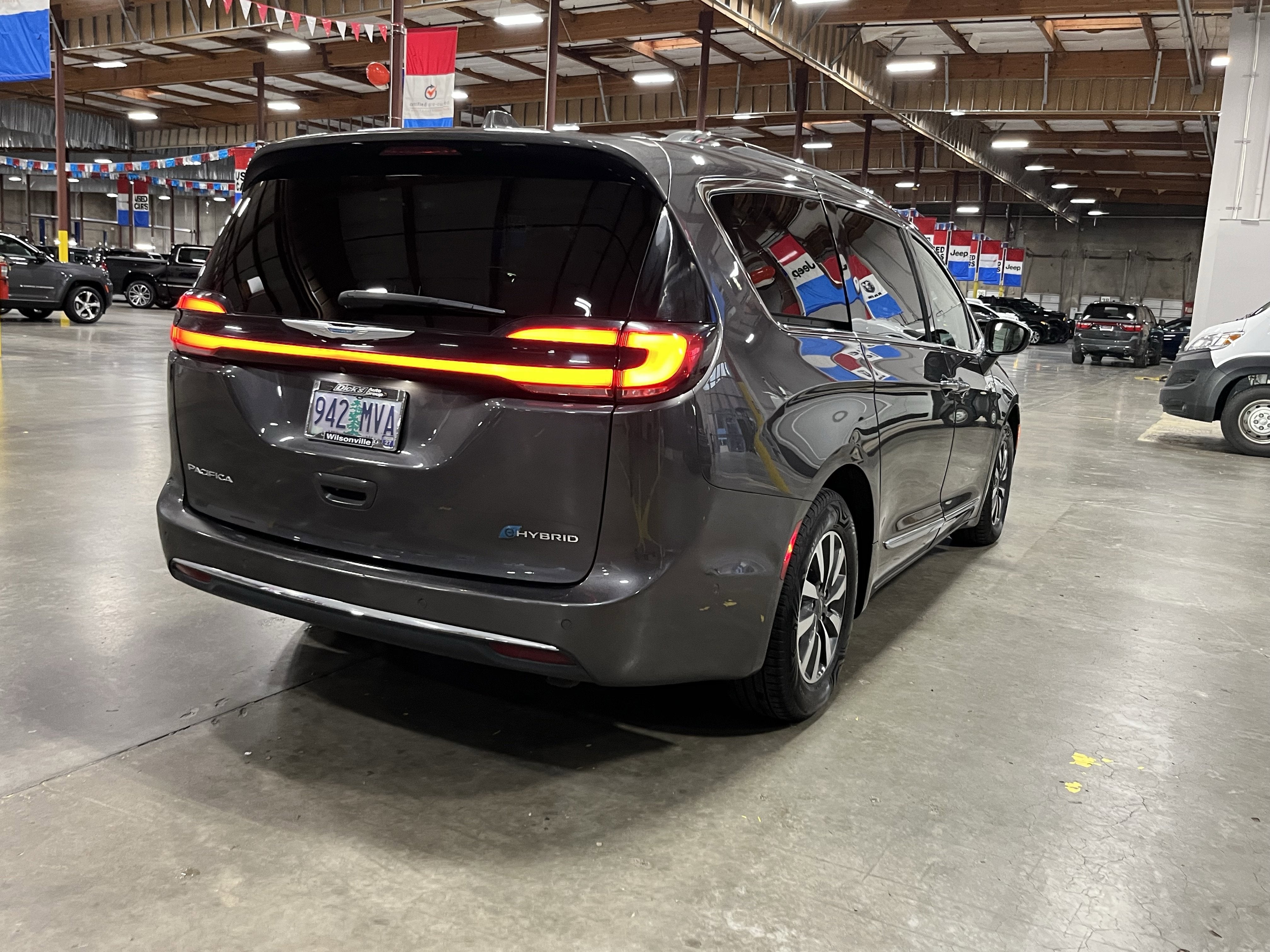 2021 Chrysler Pacifica Hybrid Limited