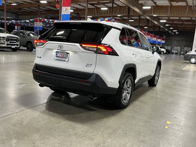 2025 Toyota RAV4 Hybrid XLE
