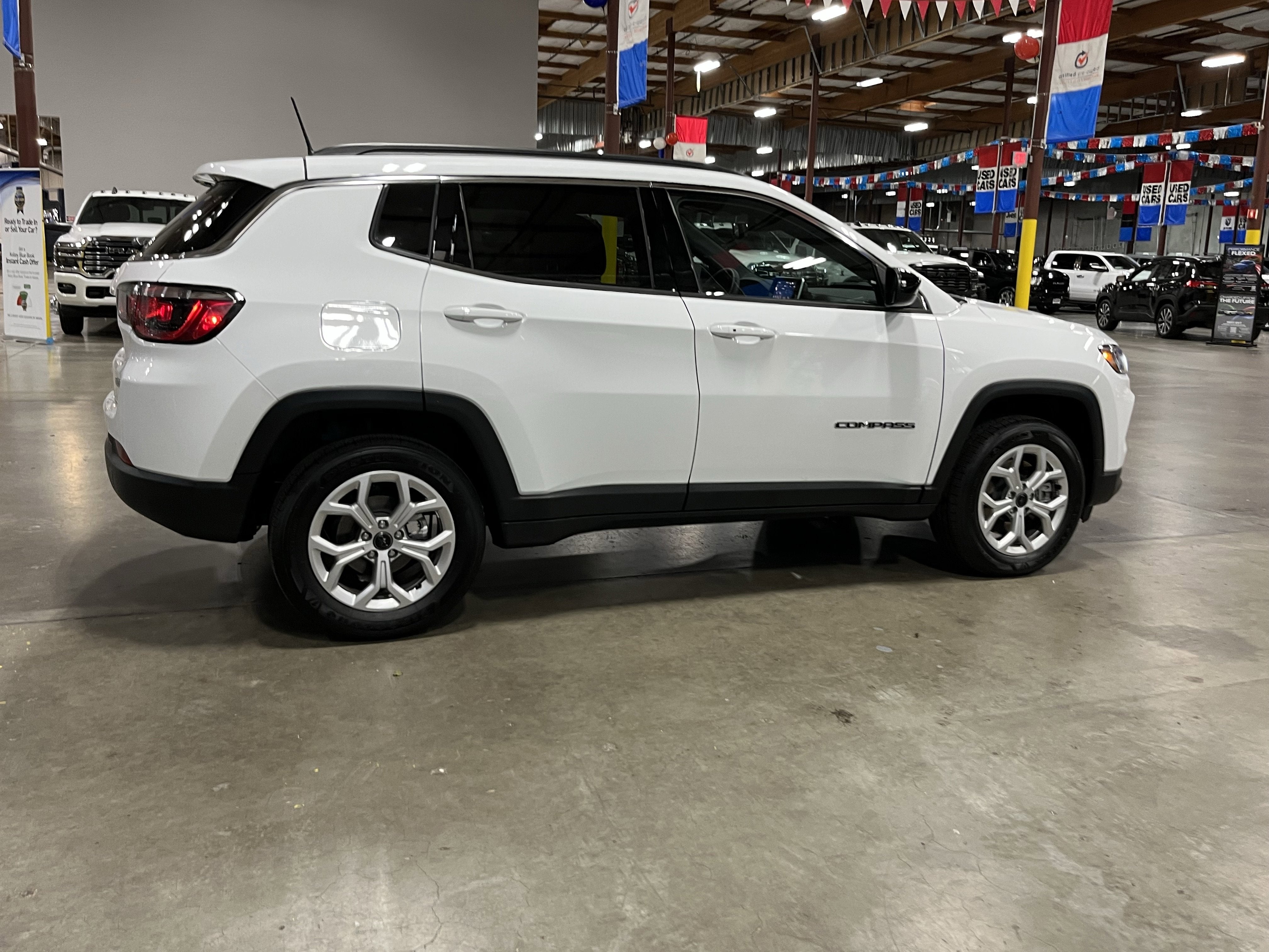2025 Jeep Compass Latitude