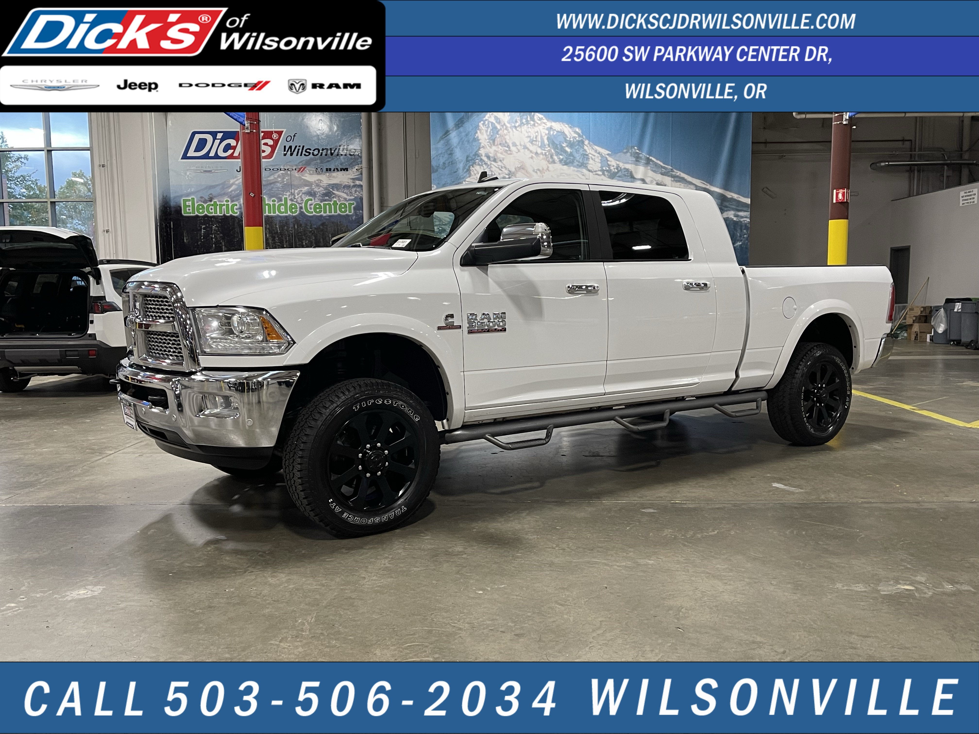 2016 RAM 3500 Pickup Laramie