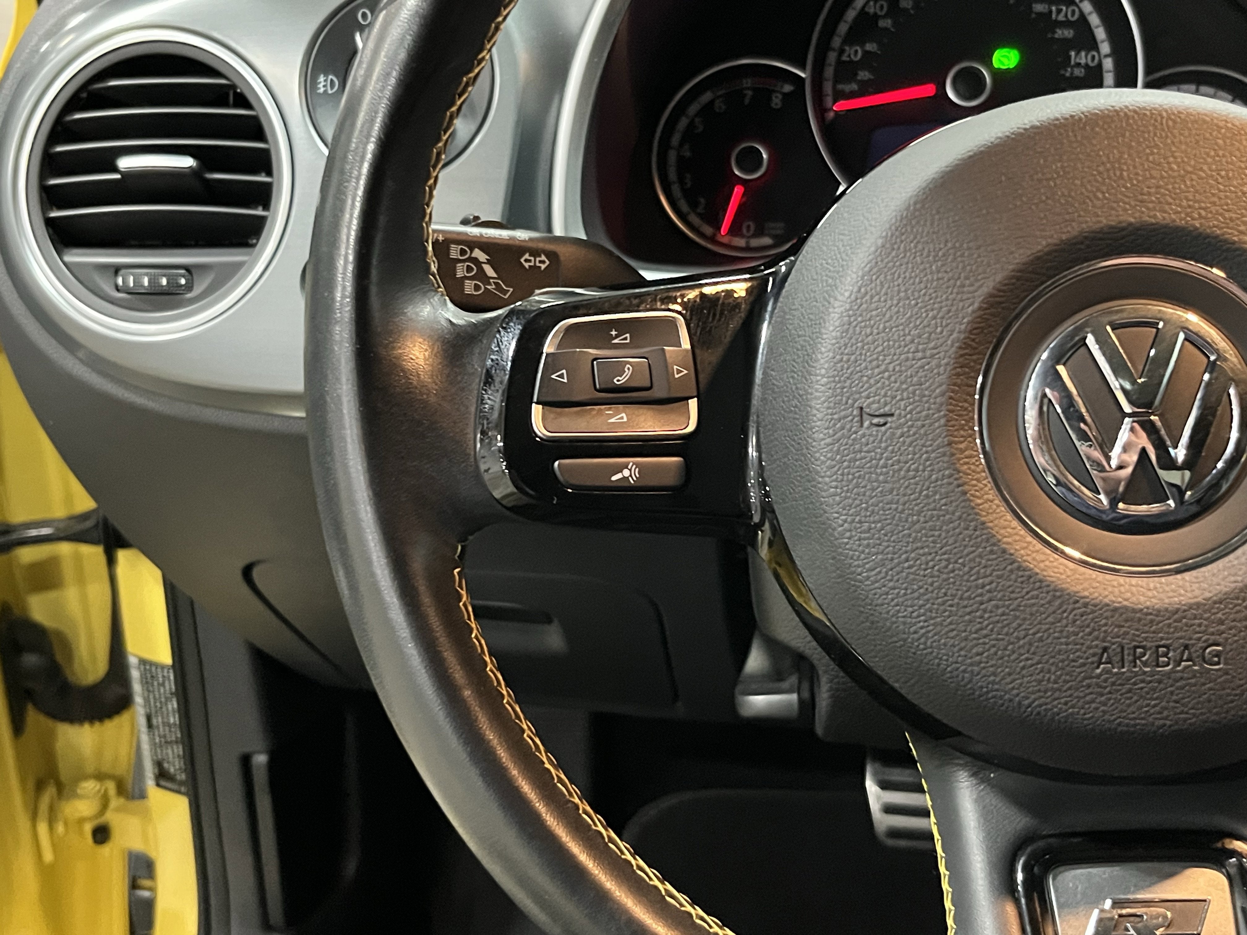 2014 Volkswagen Beetle 2.0T GSR