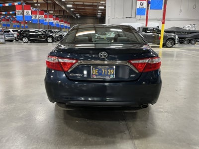 2017 Toyota Camry SE