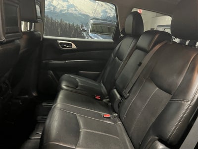 2013 Nissan Pathfinder Platinum