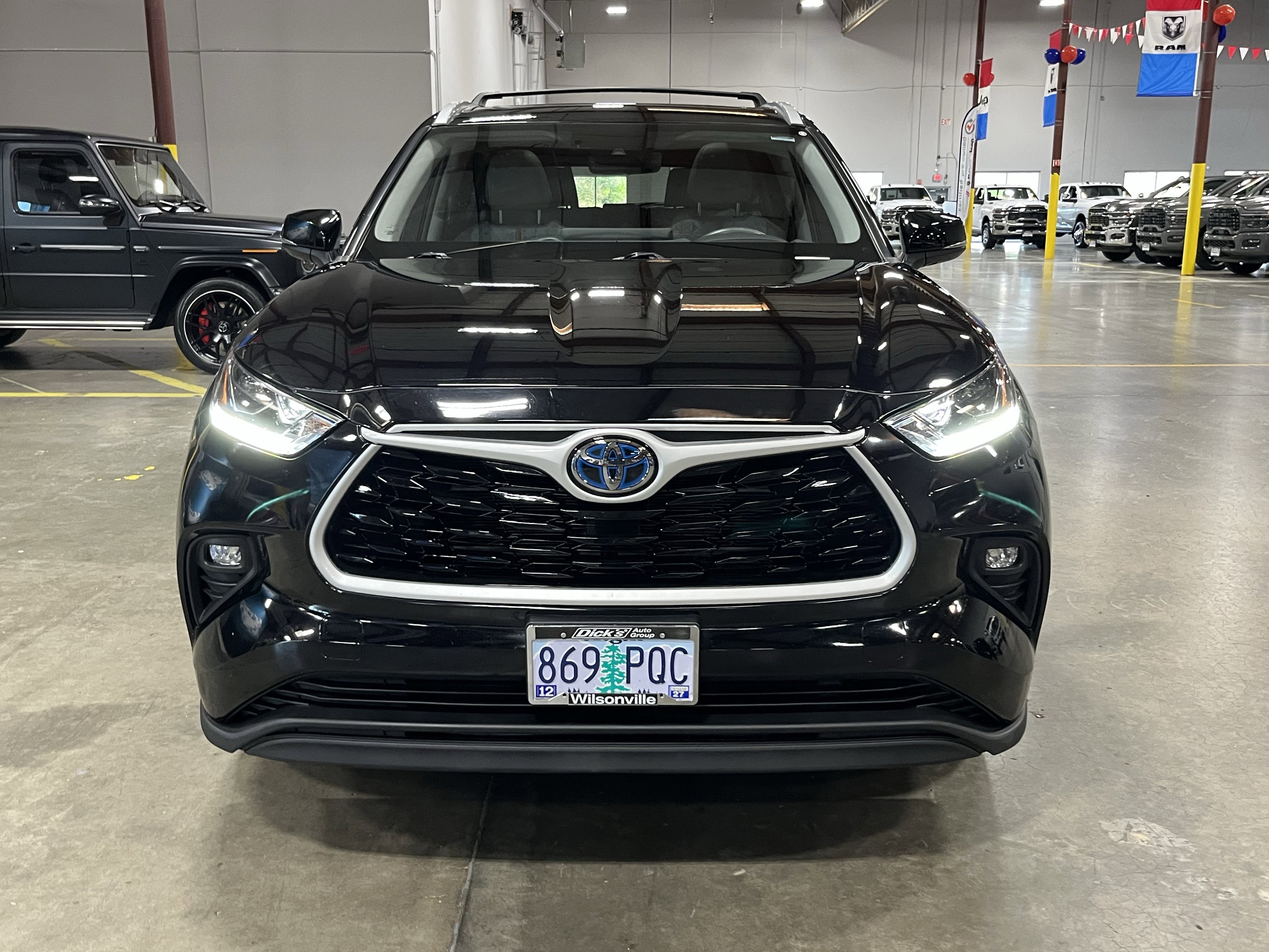 2023 Toyota Highlander Hybrid Bronze Edition