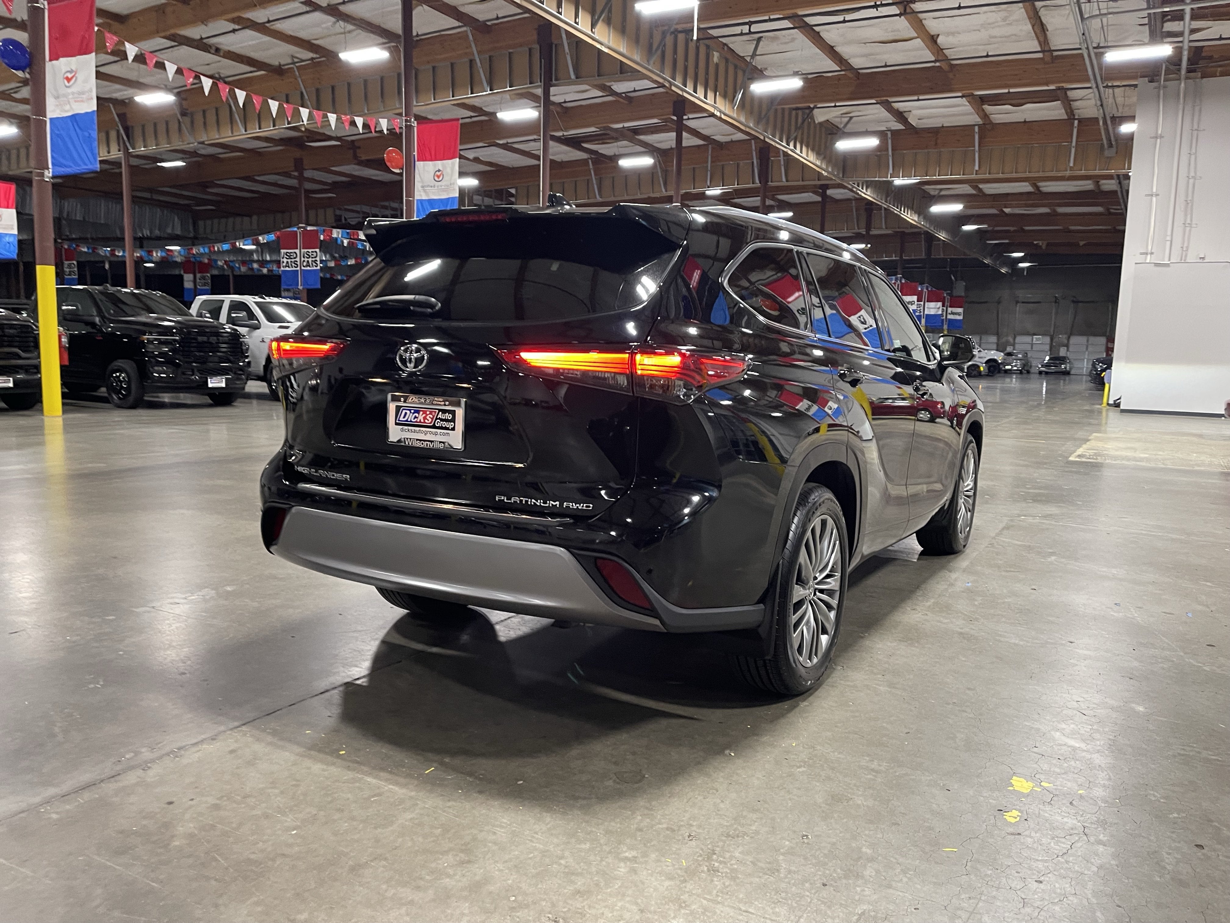 2022 Toyota Highlander Platinum