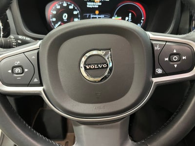 2022 Volvo S60 Recharge Plug-In Hybrid T8 R-Design Expression