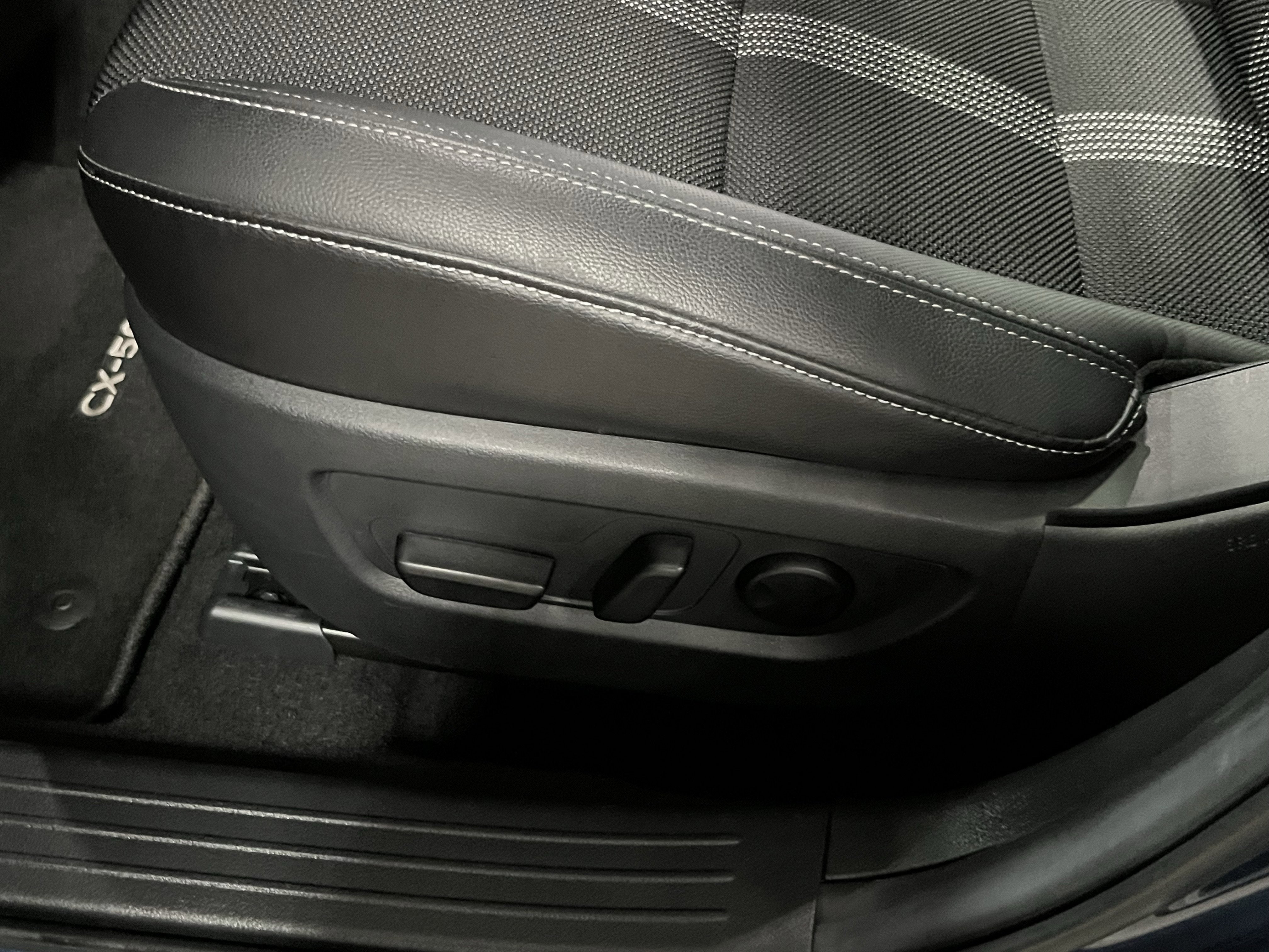 2025 Mazda Mazda CX-50 2.5 S Premium Package