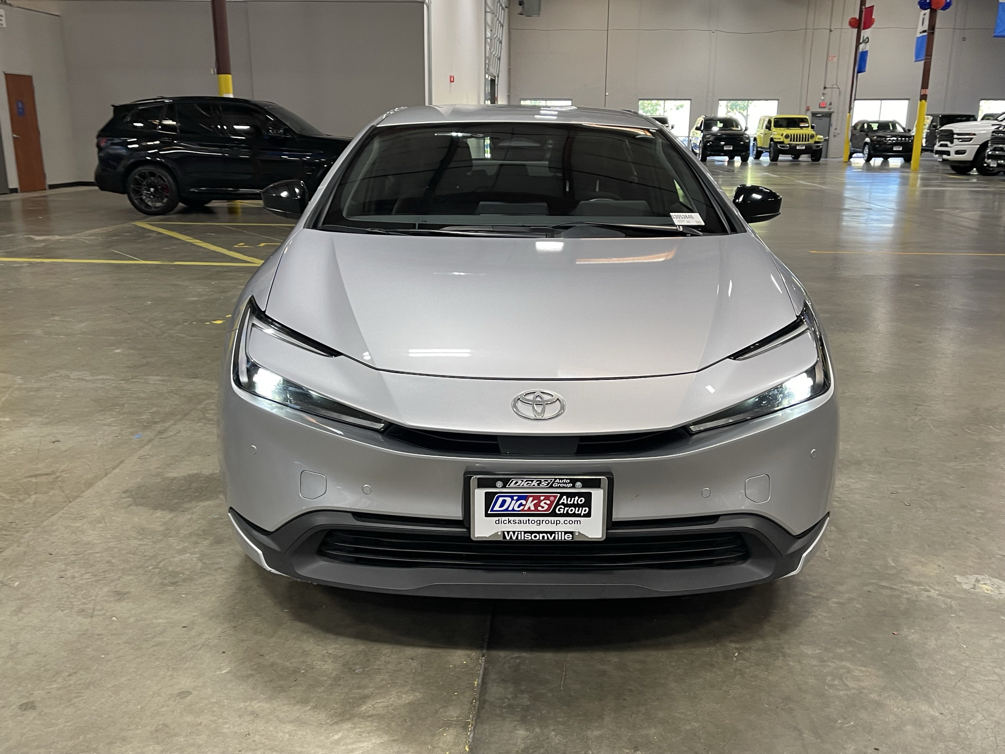 2025 Toyota Prius LE