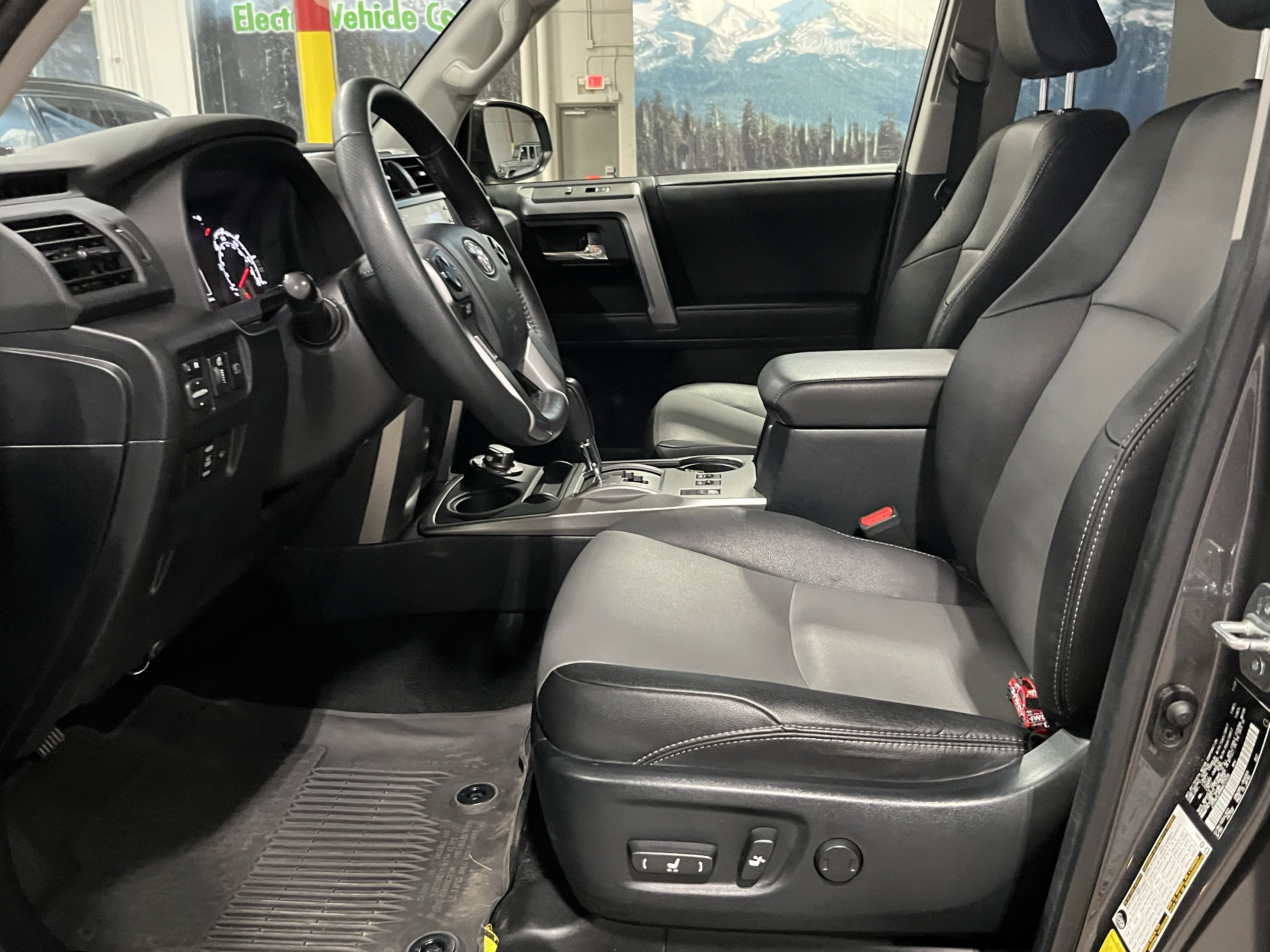 2022 Toyota 4Runner SR5 Premium