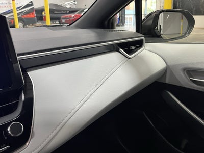 2024 Toyota Corolla Hatchback SE