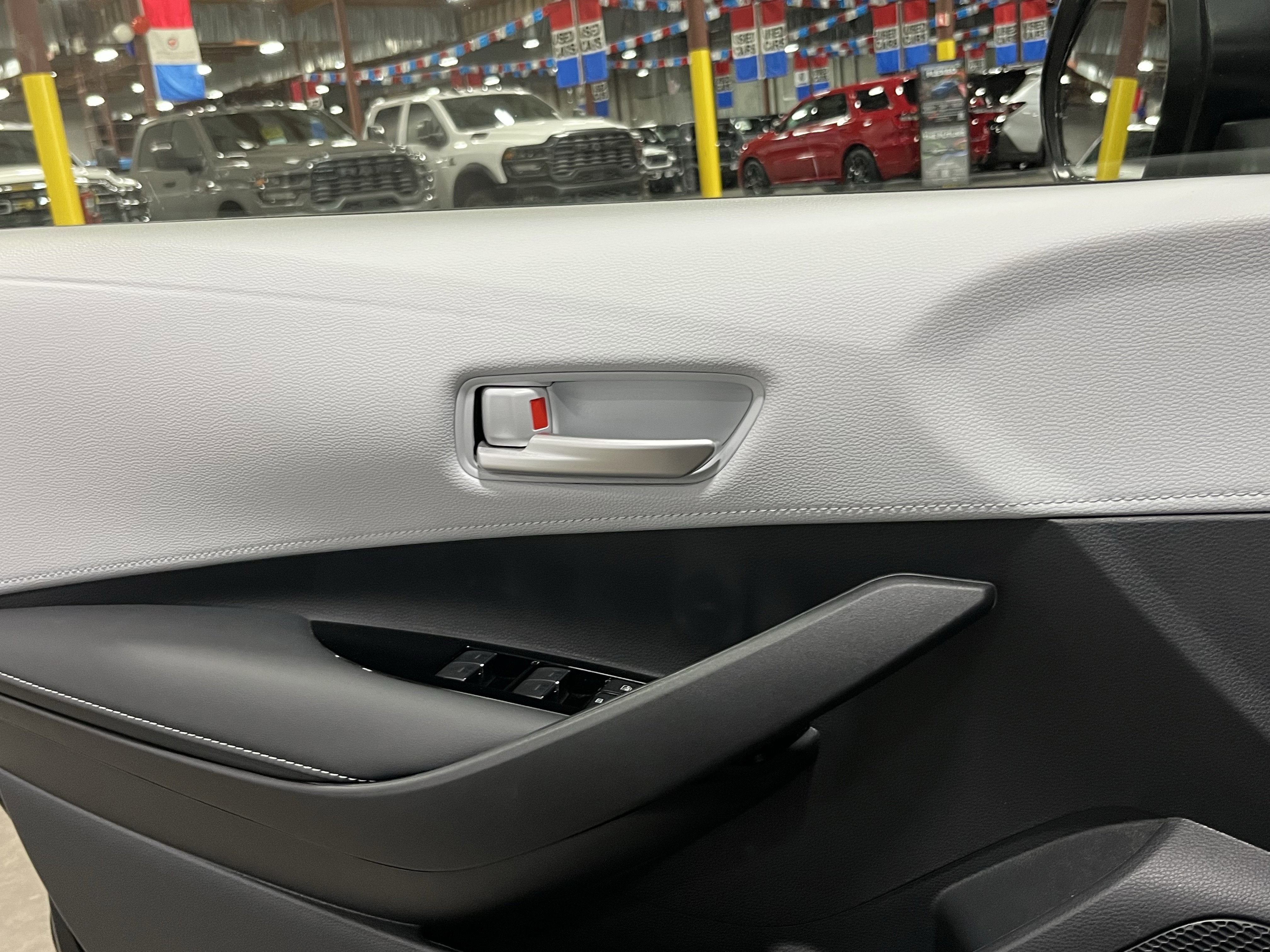 2024 Toyota Corolla Hatchback SE