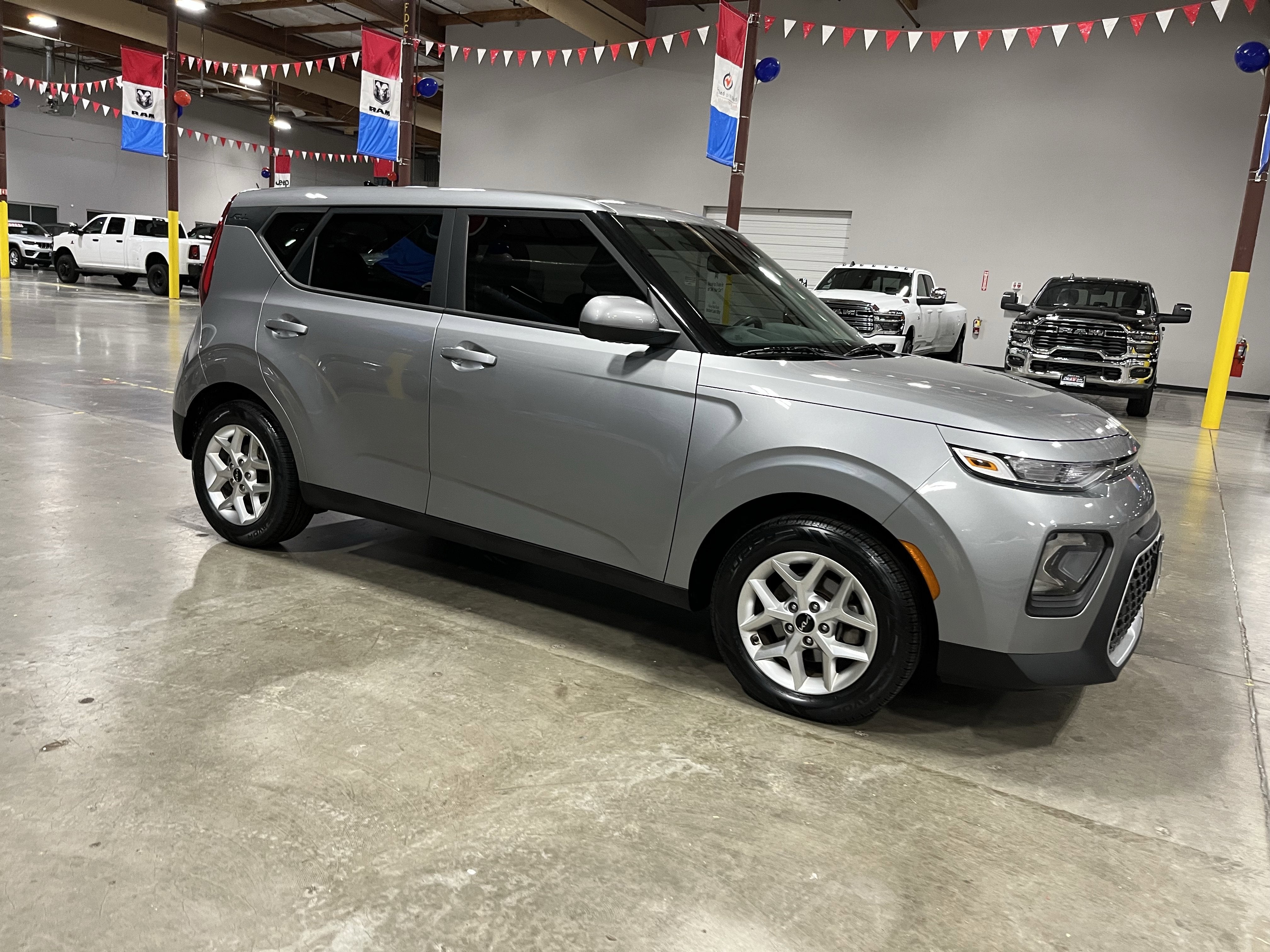 2022 Kia Soul LX