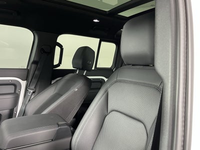 2025 Land Rover Defender 110 S