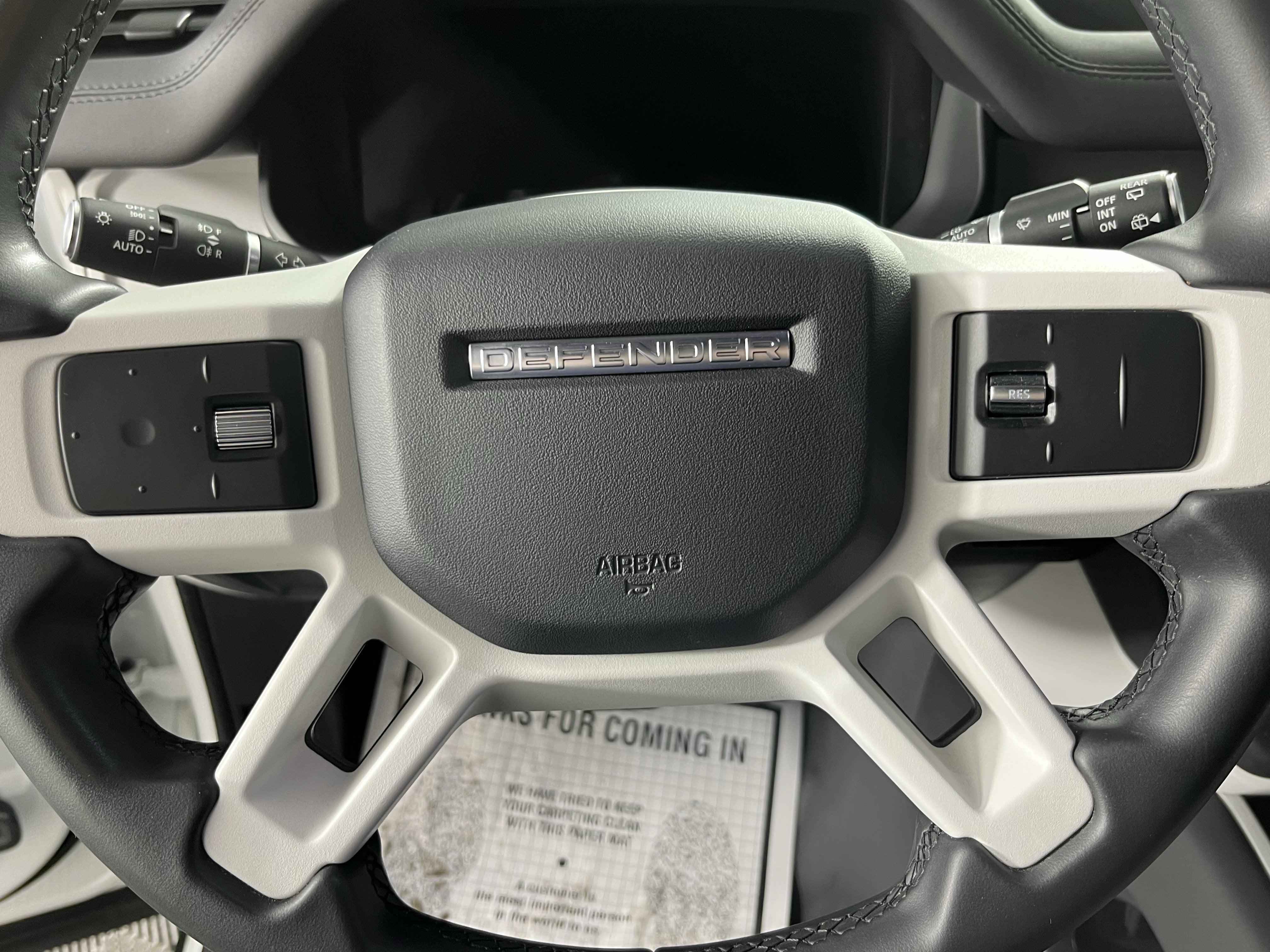 2025 Land Rover Defender 110 S