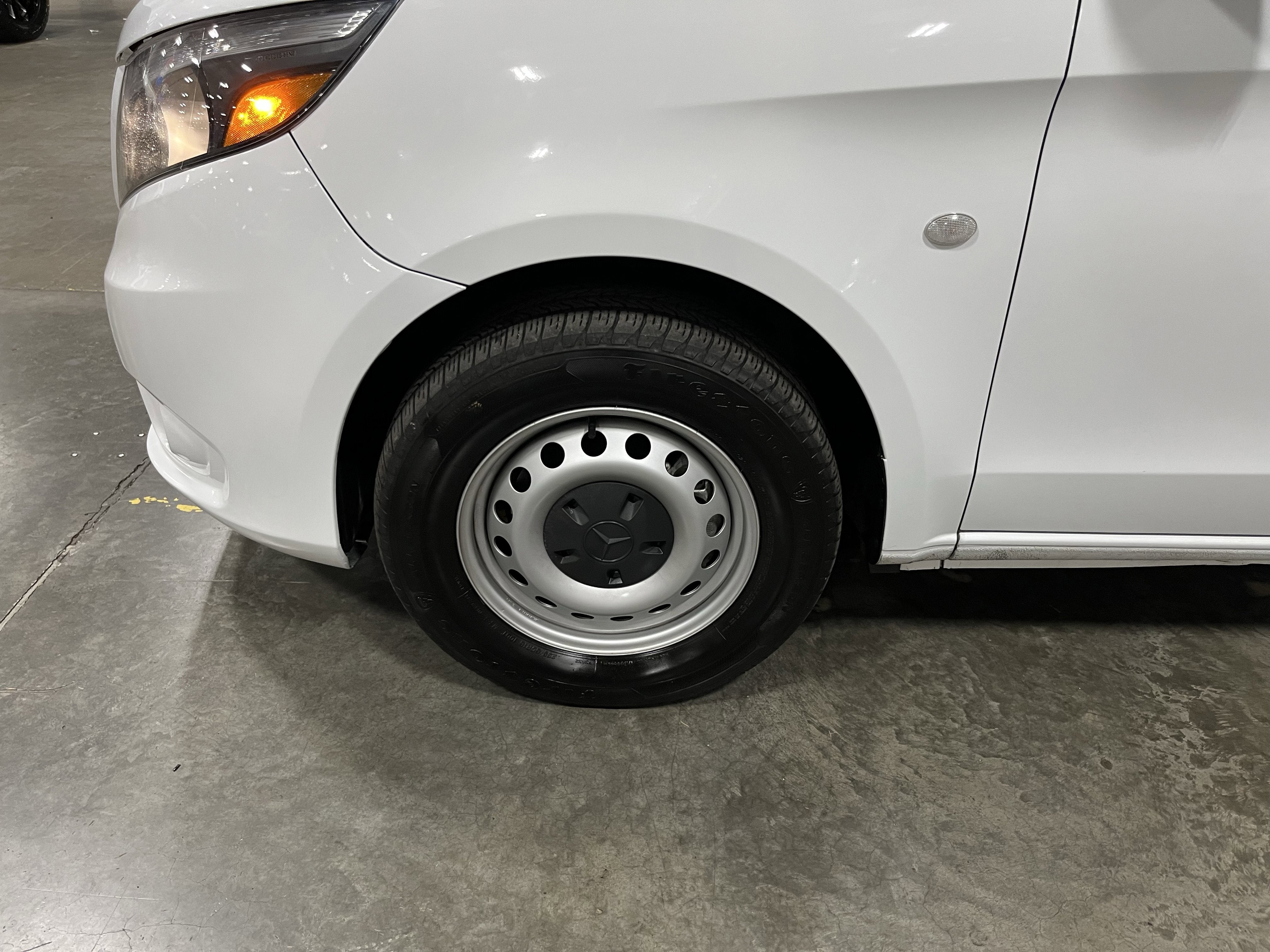 2023 Mercedes-Benz Metris Passenger