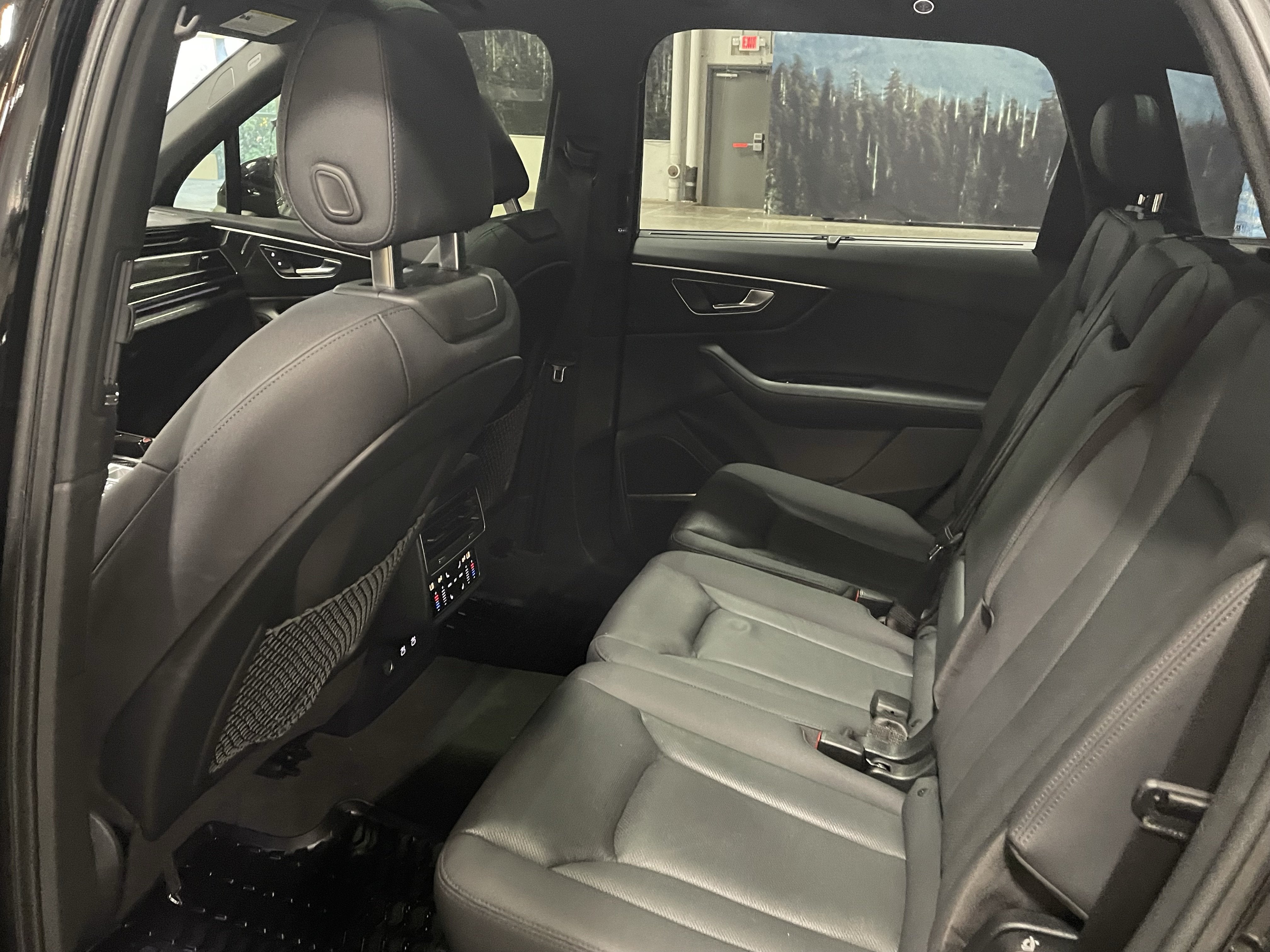 2021 Audi Q7 55 Premium Plus