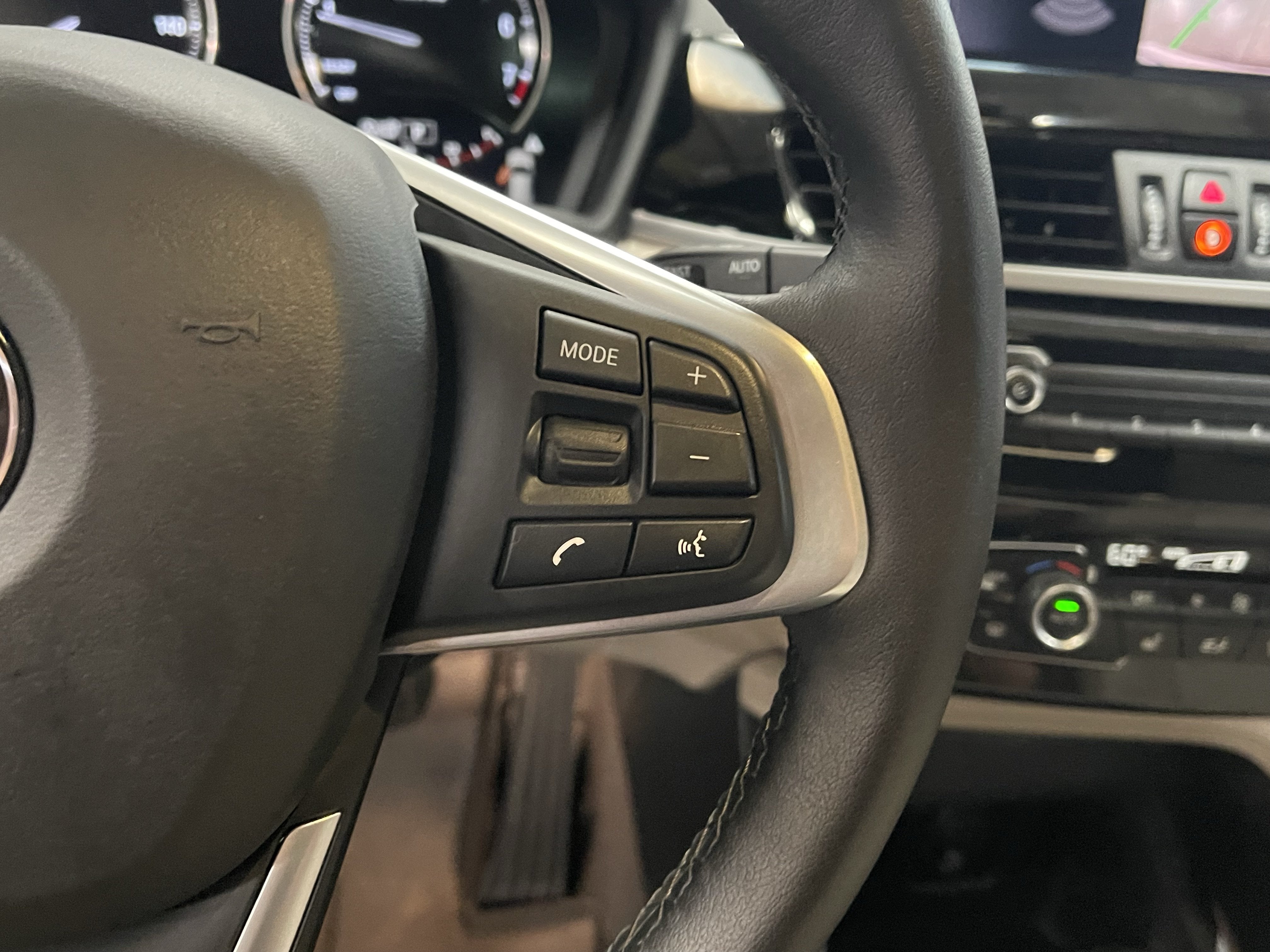 2022 BMW X1 xDrive28i
