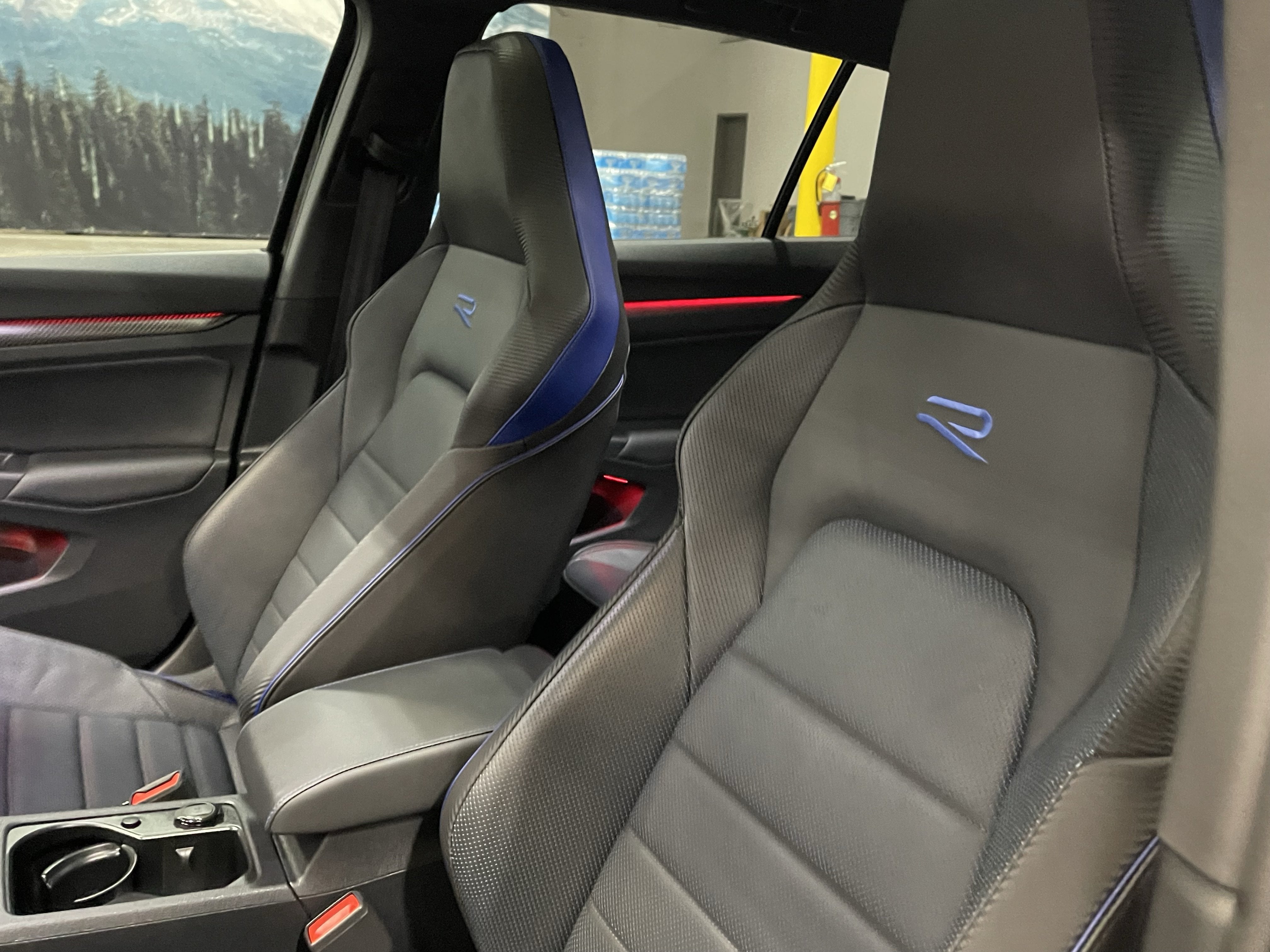 2024 Volkswagen Golf R 2.0T