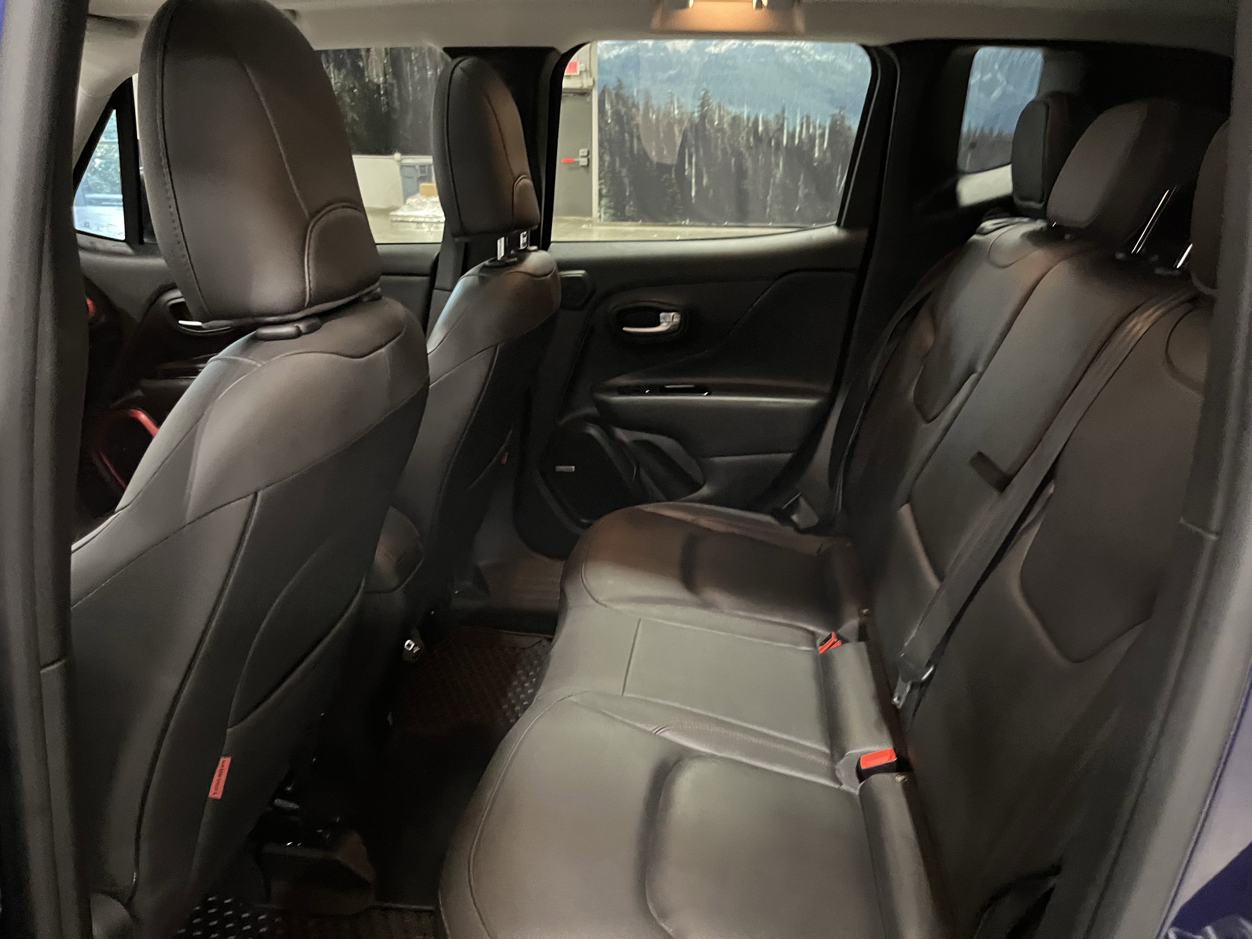 2021 Jeep Renegade Trailhawk