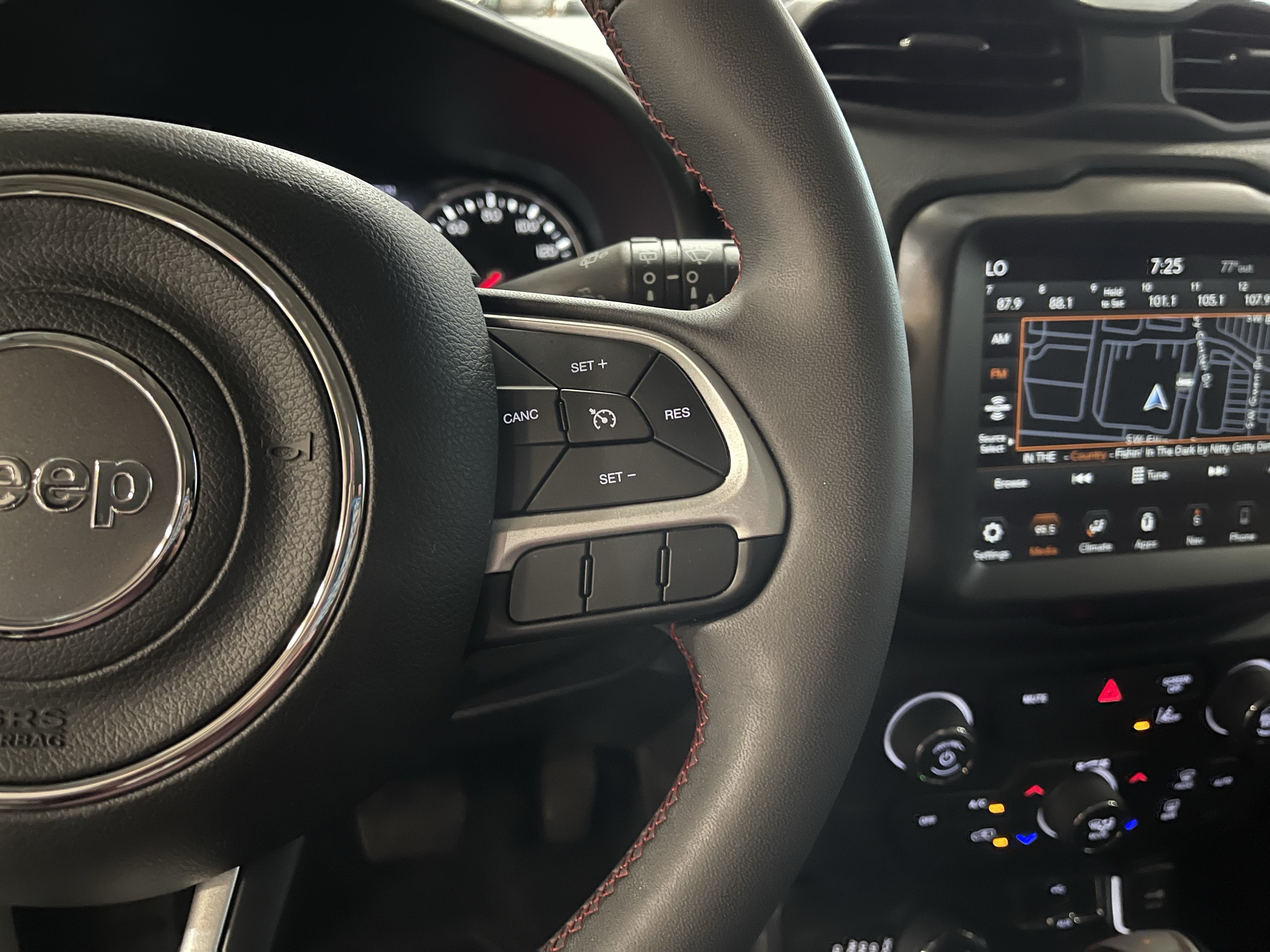 2023 Jeep Renegade Trailhawk