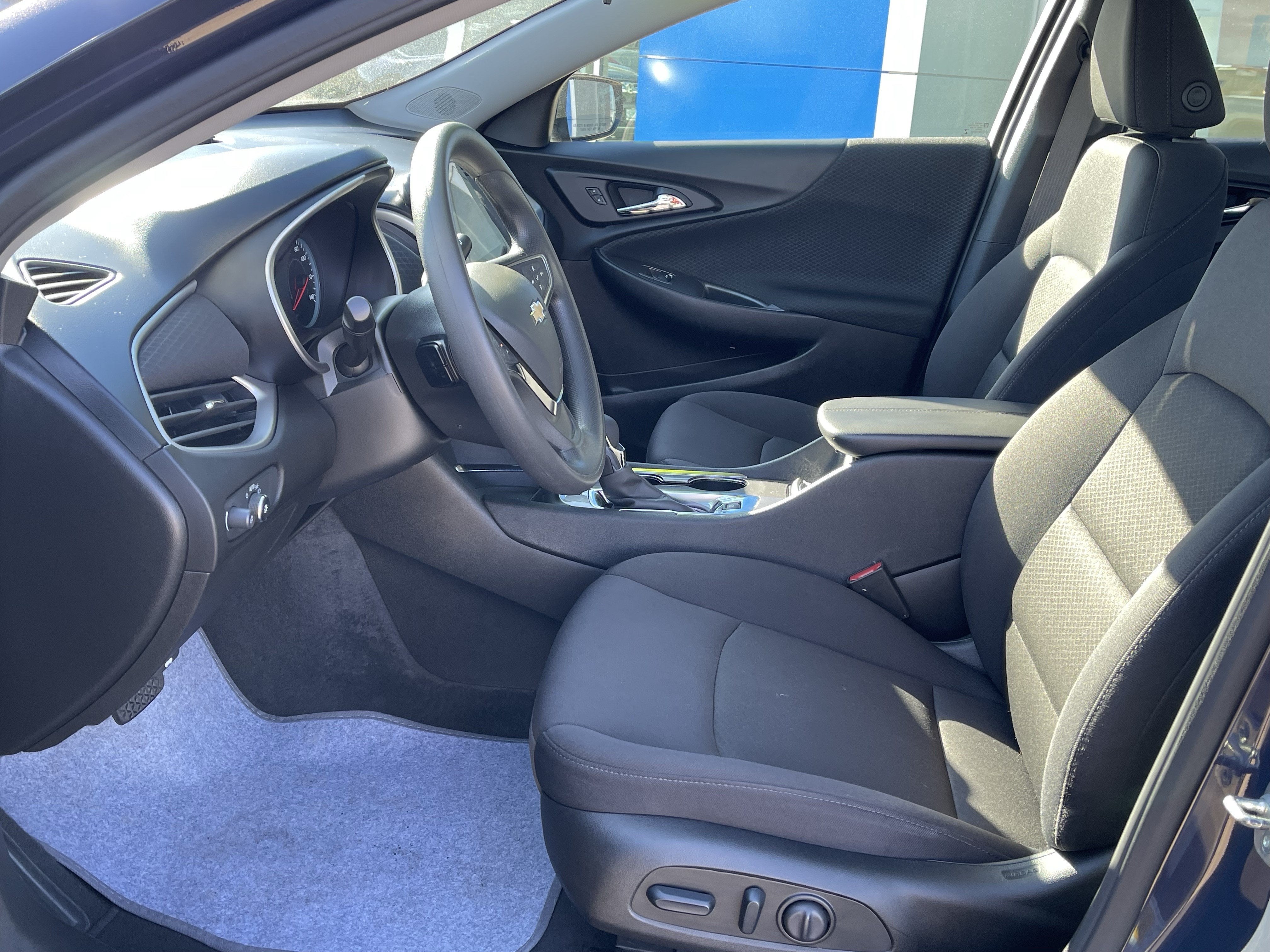 2025 Chevrolet Malibu LT