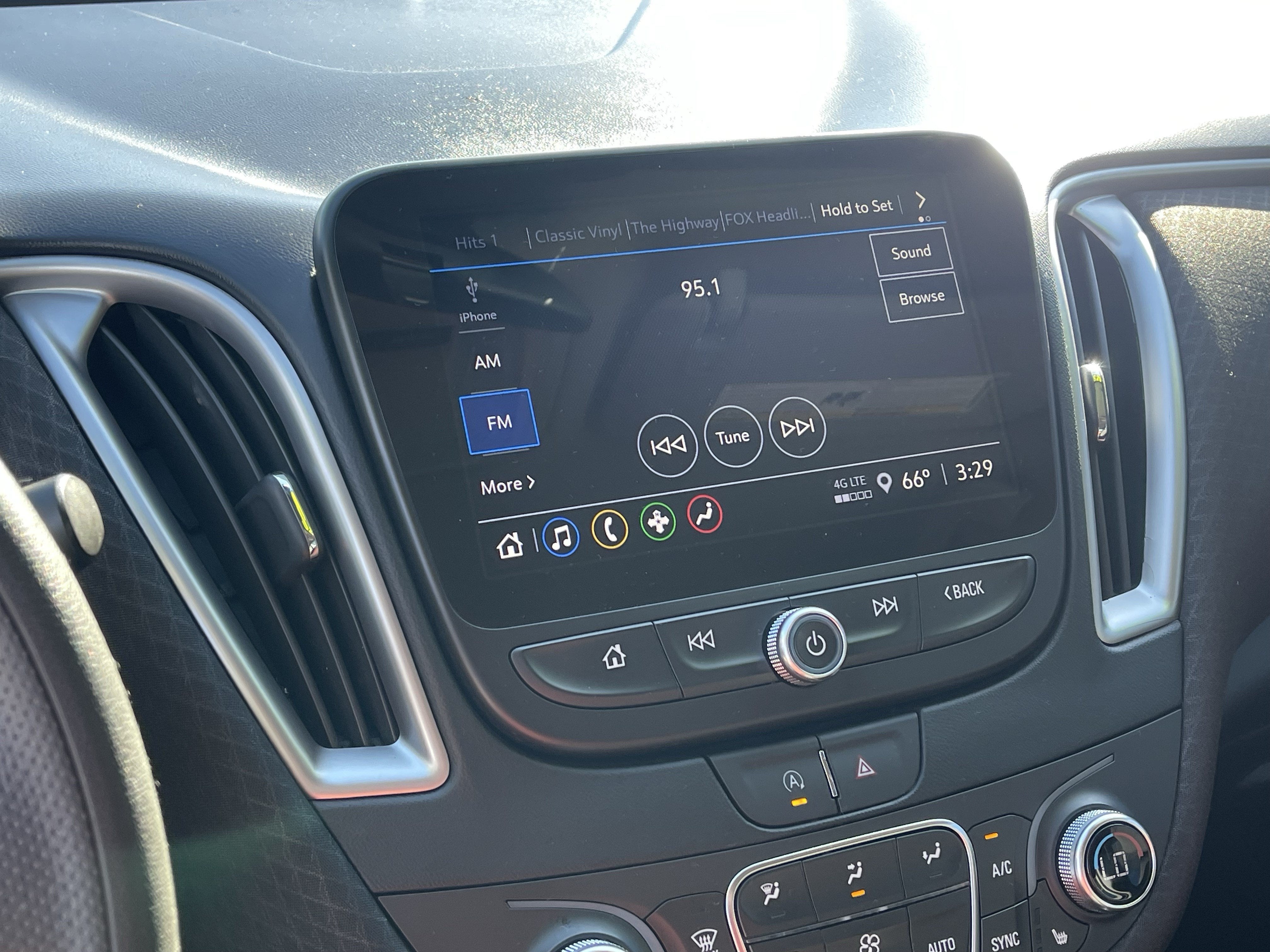 2025 Chevrolet Malibu LT