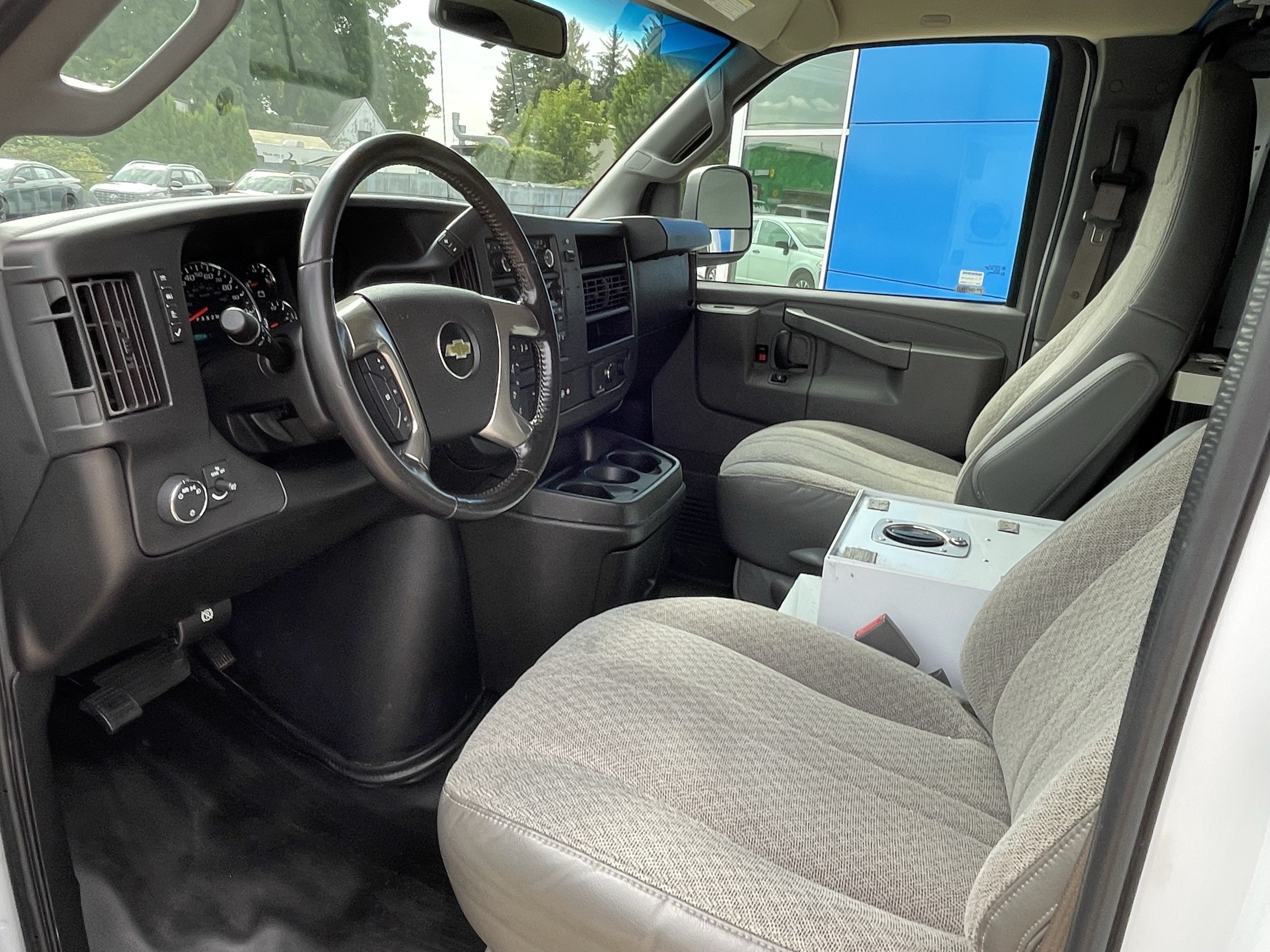 2018 Chevrolet Express Cargo Van RWD 3500 135