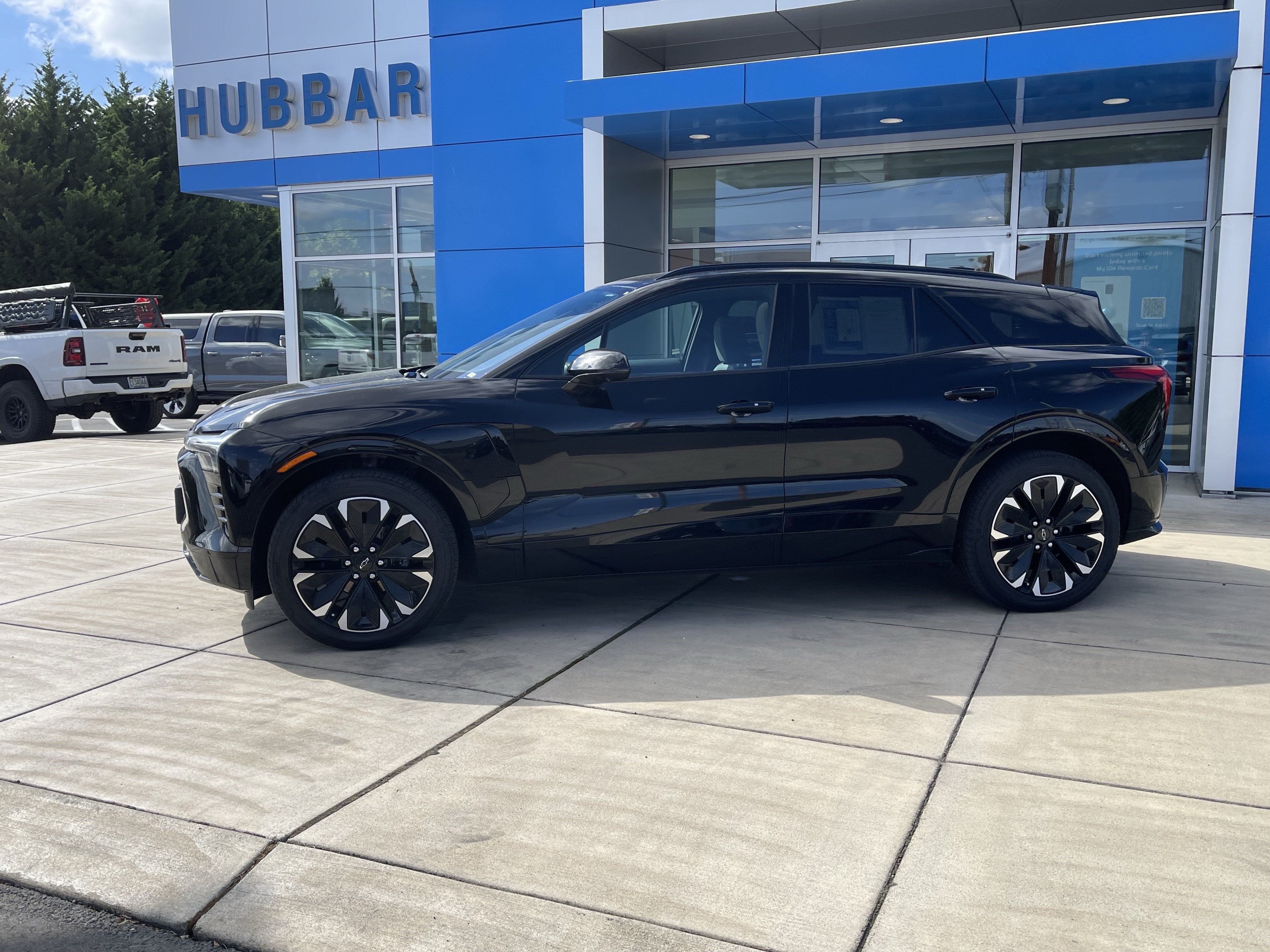 Used 2024 Chevrolet Blazer EV RS with VIN 3GNKDHRK9RS190054 for sale in Wilsonville, OR